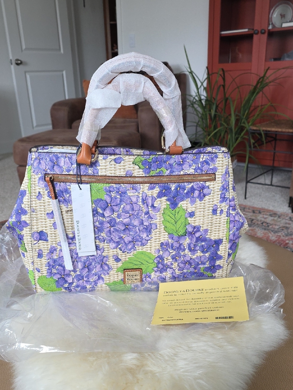 Beautiful NWT Dooney & Bourke Purple Hydrangea Basket-Weave Zip Satchel 💜🧺🎁